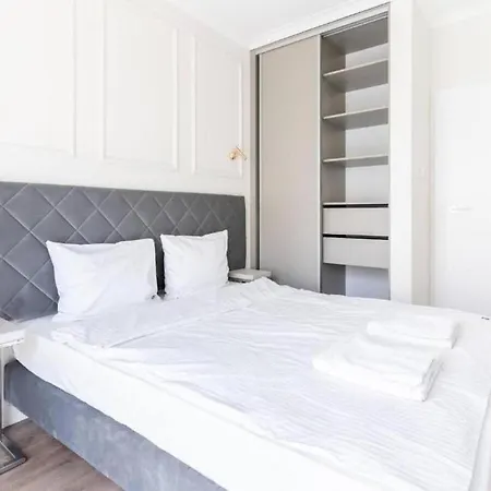 Mennica - Golden Apartament Warszawa